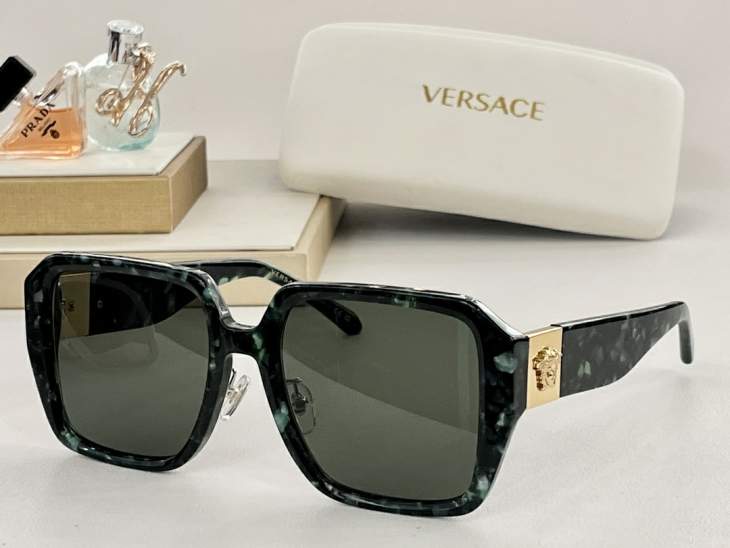 Picture of Versace Sunglasses _SKUfw79721568fw